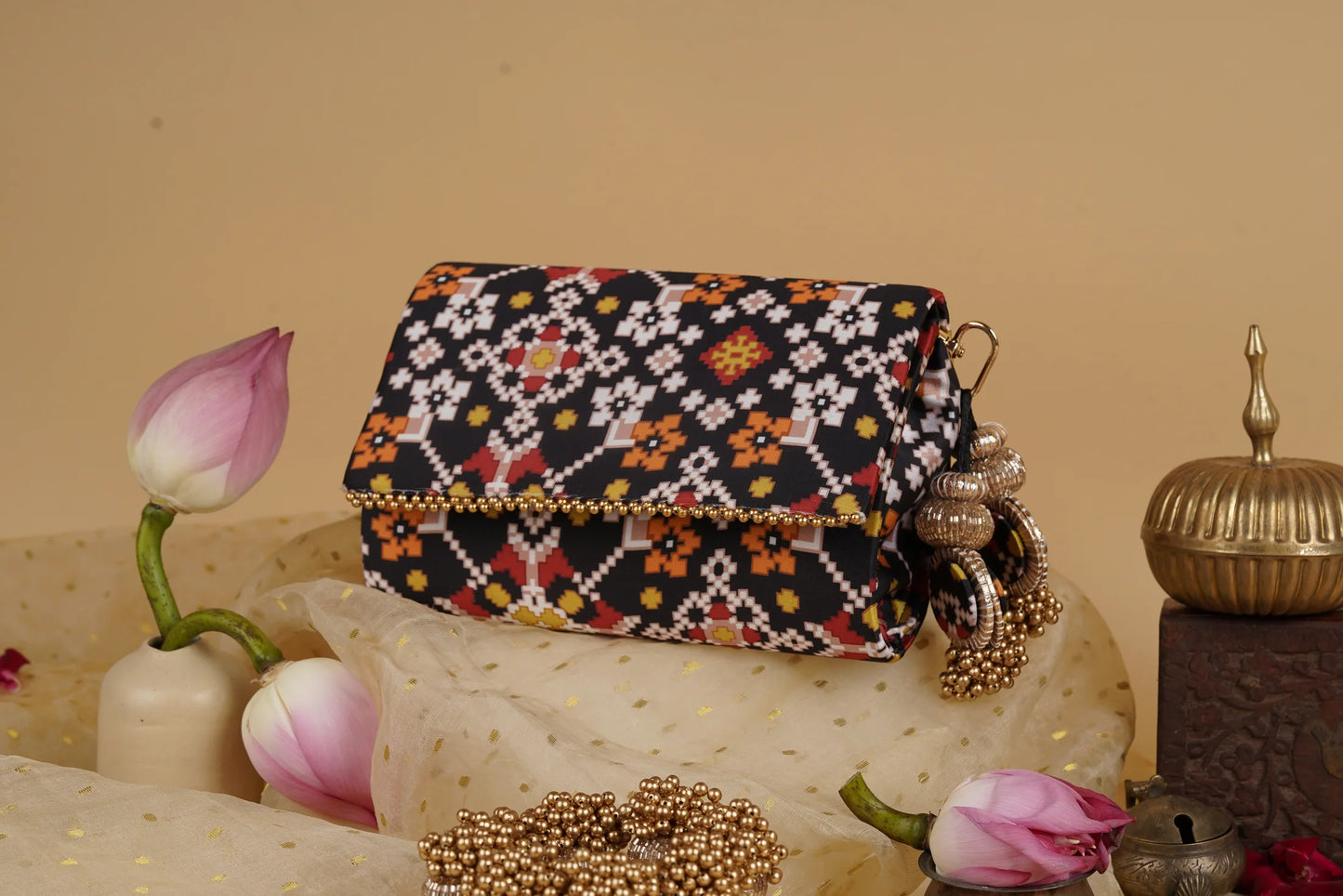 Antara Clutch