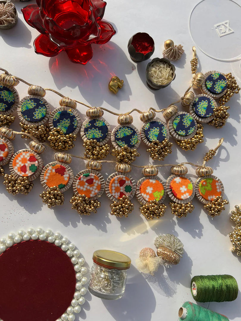 Classy maasi Two Way: Maroon & Pink Navratna Patola Classic Lumba Toran