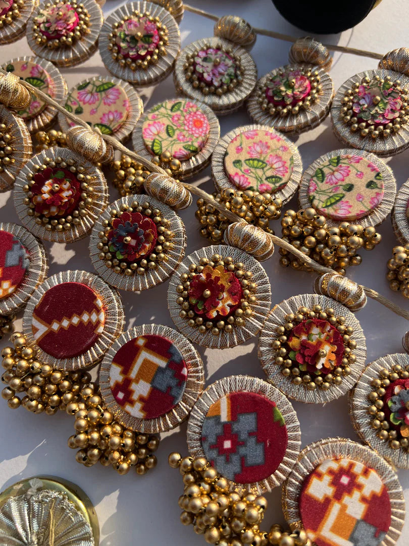 Bling Cling Bottle Green Navratna Patola + Pastel Pistachio Inflorescence Divine Pichwai (FLEXIBLE)