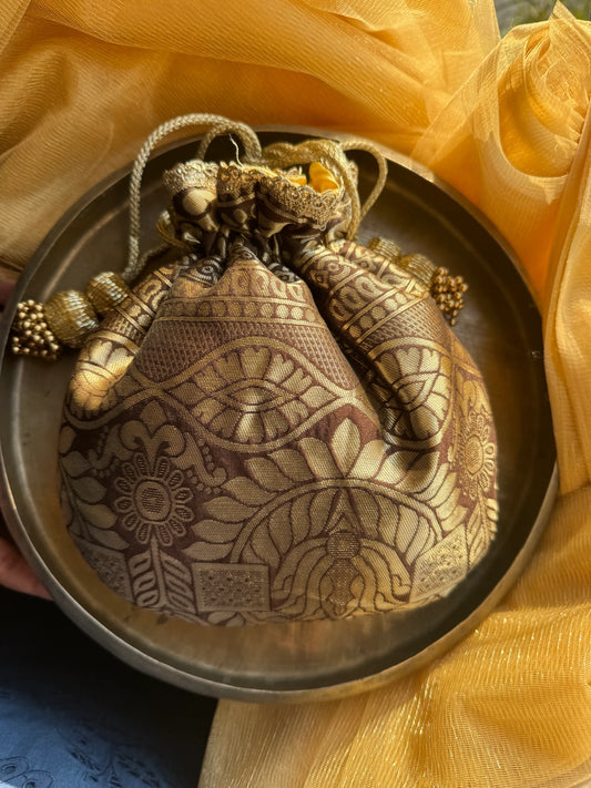 Dhoop Sona Potli Bag