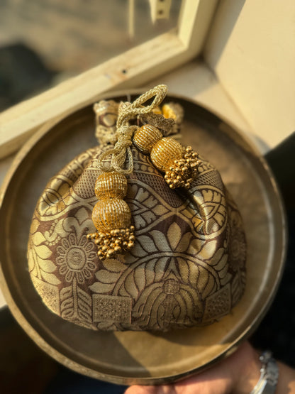 Dhoop Sona Potli Bag