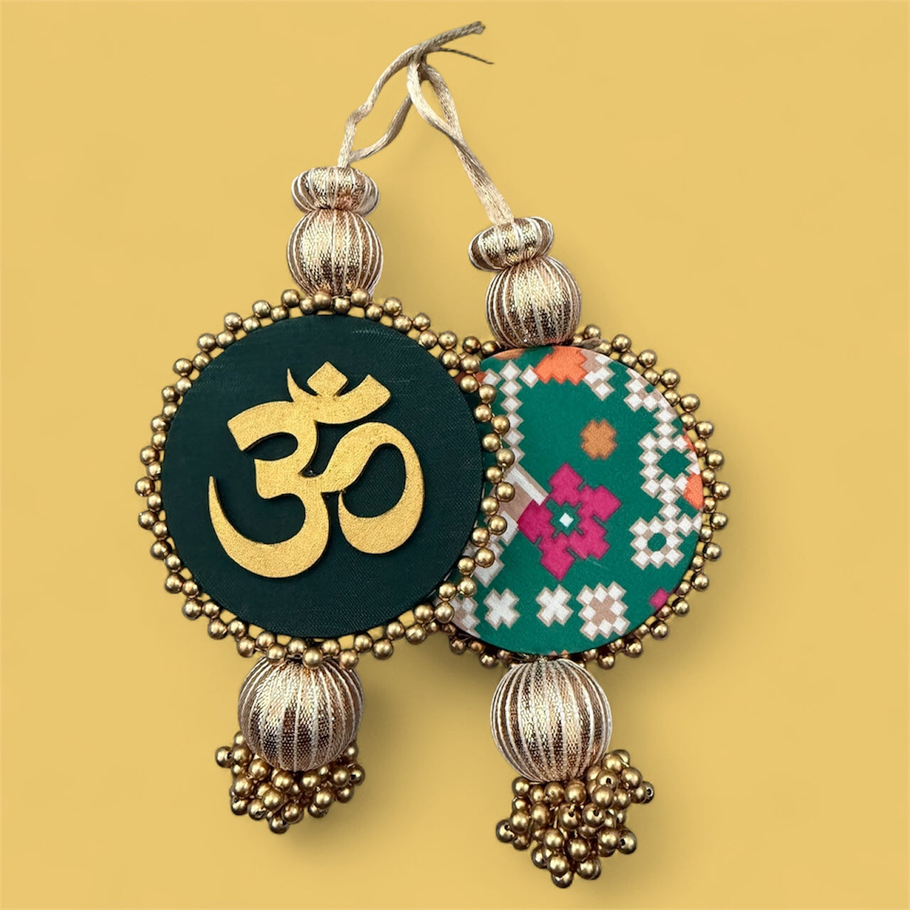 Giveaway Fav OM Tassels