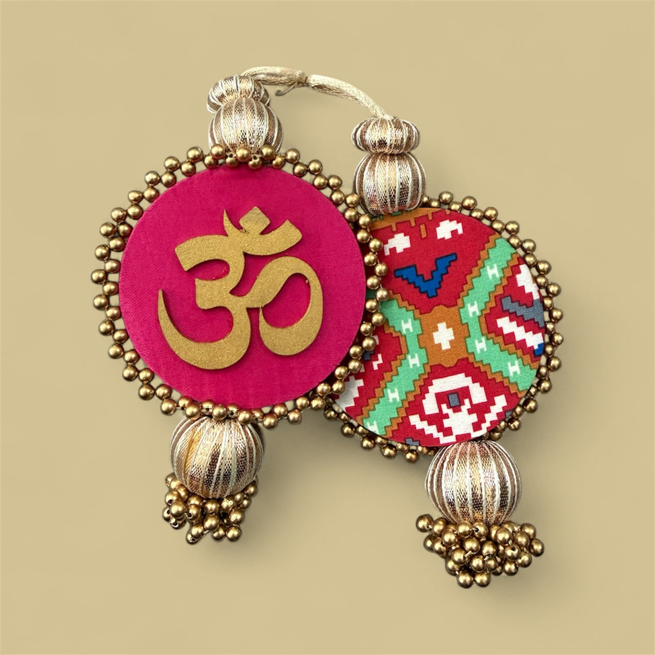 Giveaway Fav OM Tassels